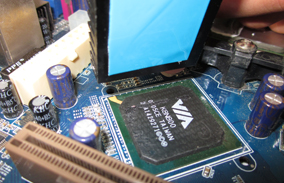 散熱矽(xī)膠片