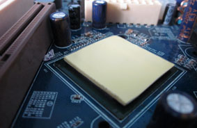 導熱矽膠(jiao)片