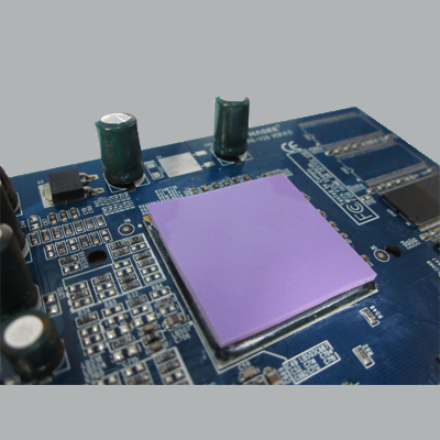 矽膠導熱墊(nian)片