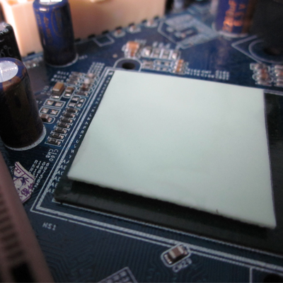 導熱(re)吸波材(cái)料