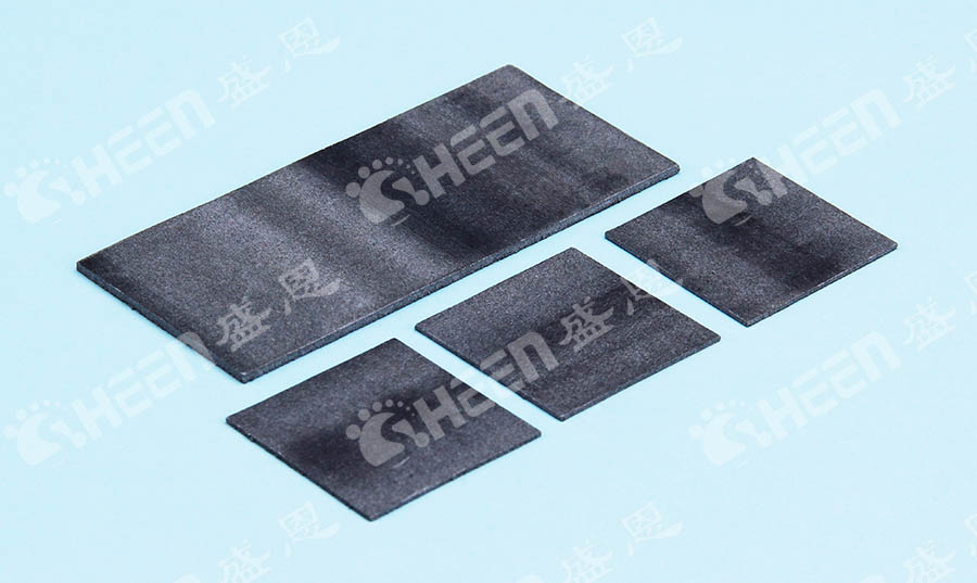 碳(tàn)纖維導(dao)熱矽膠(jiāo)片