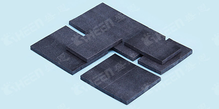 碳(tàn)纖維導熱墊(nian)片.jpg