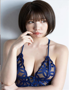 《震惊日本的22秒里发生了什么?-解开美女胸衣》