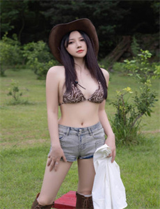 《美女啦啦队-人淫阁》